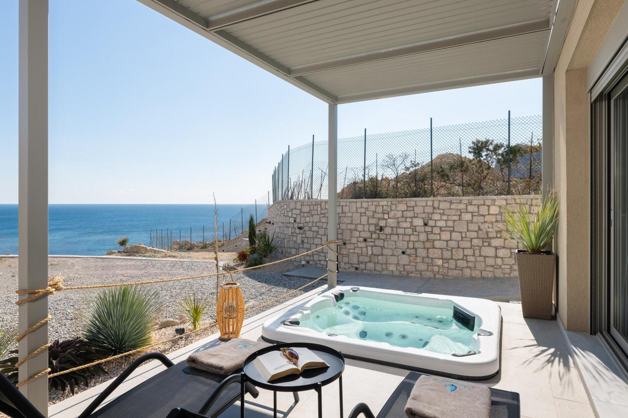 Aquamarine Luxury Suites Archangelos  Exterior foto